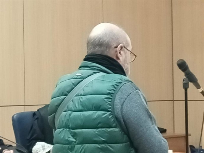 Un profesor de educación física acepta cuatro años de cárcel por abusar sexualmente de dos alumnas de 6 años