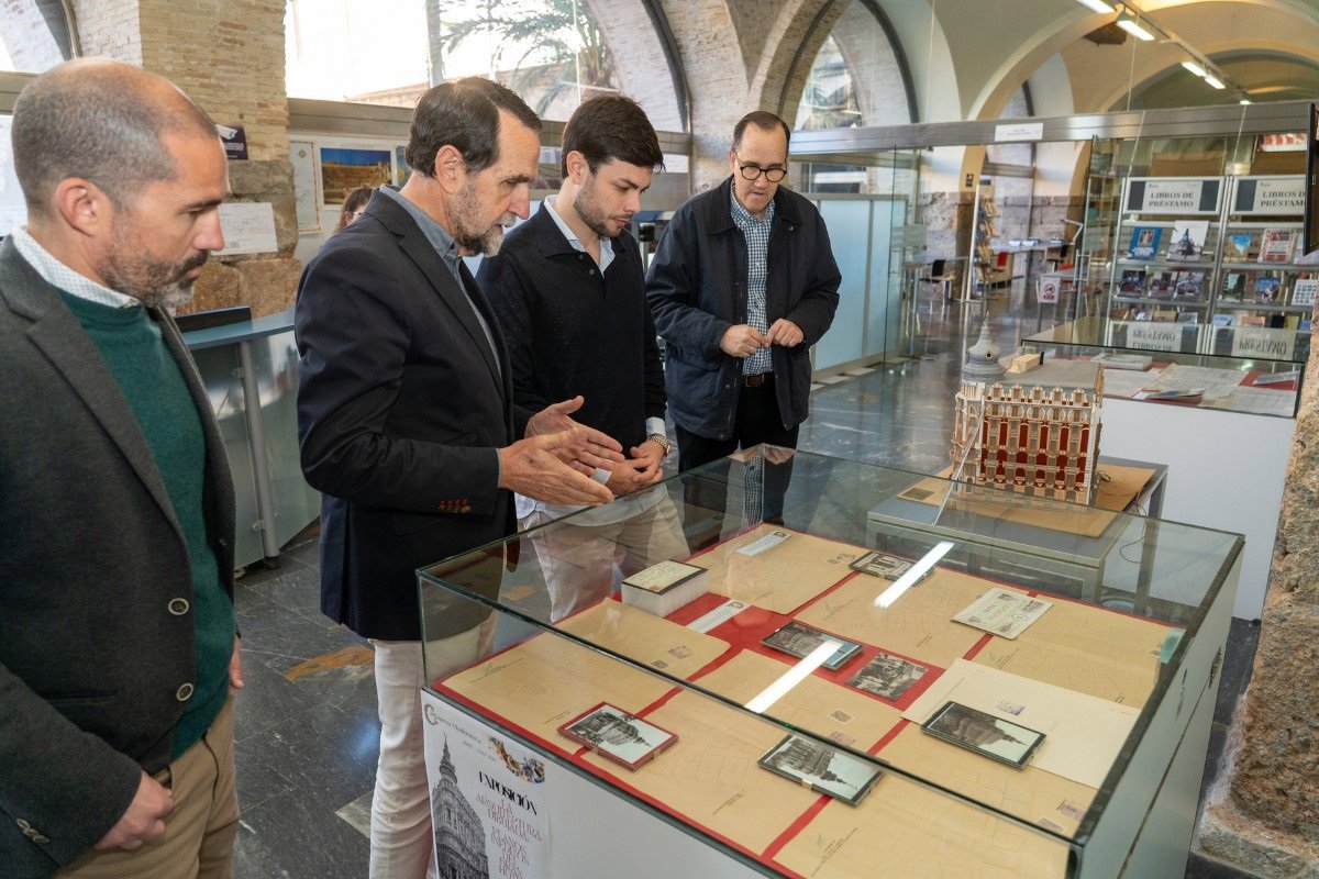 Una exposición del Archivo Municipal de Cartagena revela que el Gran Hotel fue diseñado por Víctor Beltrí