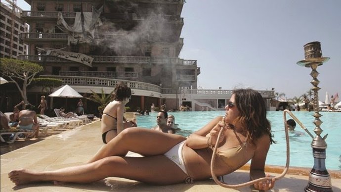 Fragmento de 'Do You Love Me' de Lana Daher.