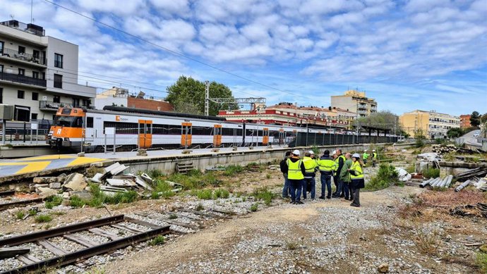 Obras en la estación de Molins de Rei (Barcelona)