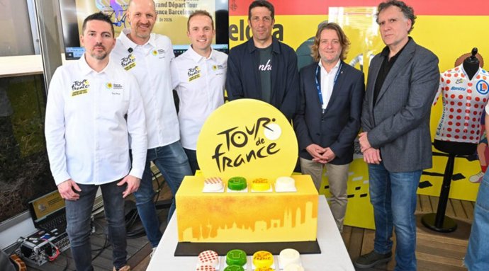 Acto de anuncio de los cuatro pasteles