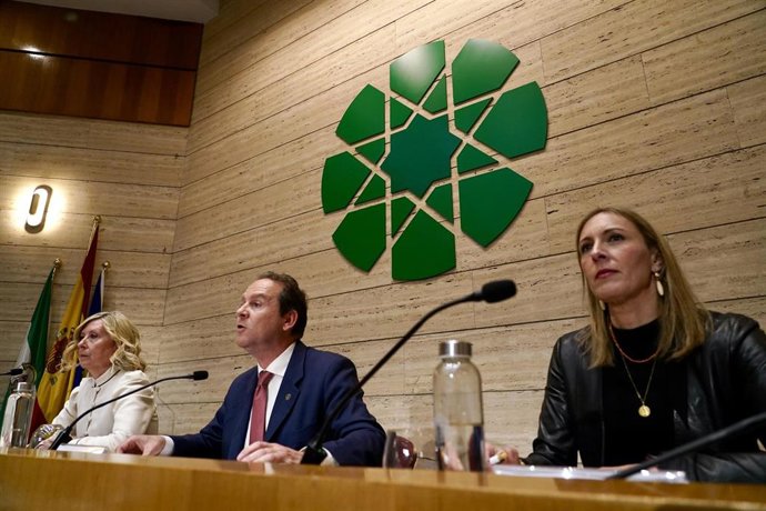 El rector de la UNIA, José Ignacio García interviene en el aniversario de la Universidad Internacional de Andalucía celebrado en la sede de Málaga.