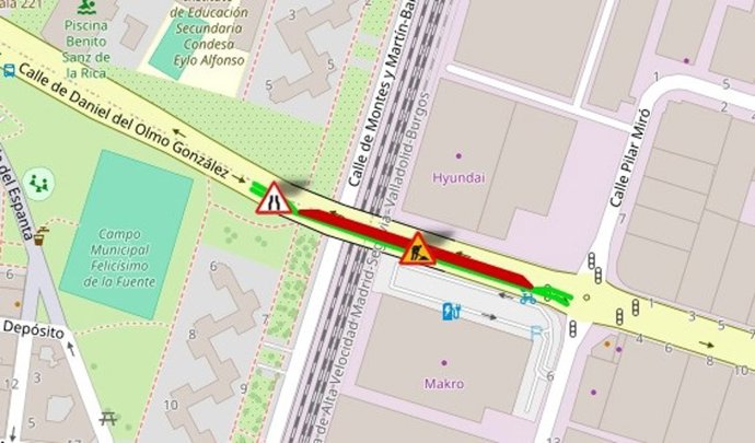 Información sobre el corte de tráfico de un carril en el viaducto de Daniel del Olmo, en Valladolid.