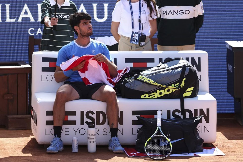 Carlos Alcaraz en el partido contra Otto Virtanen en el Barcelona Open Banc Sabadell - Conde Godo 2026