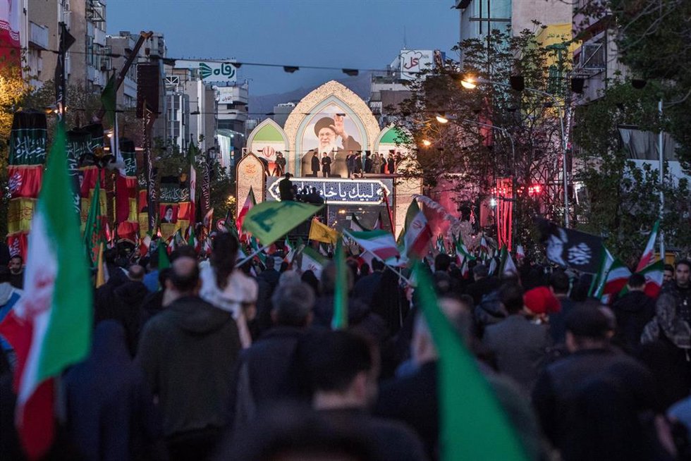 Archivo - Marcha en Teherán en memoria del líder supremo iraní, el ayatolá Alí Jamenei
