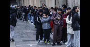 La regularización exigirá informe policial, pero su contenido no implicará automáticamente la denegación de autorización