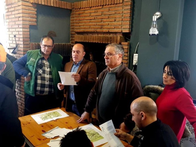 Archivo - José Manuel Martín Aparicio, en un coto social de Sevilleja de la Jara