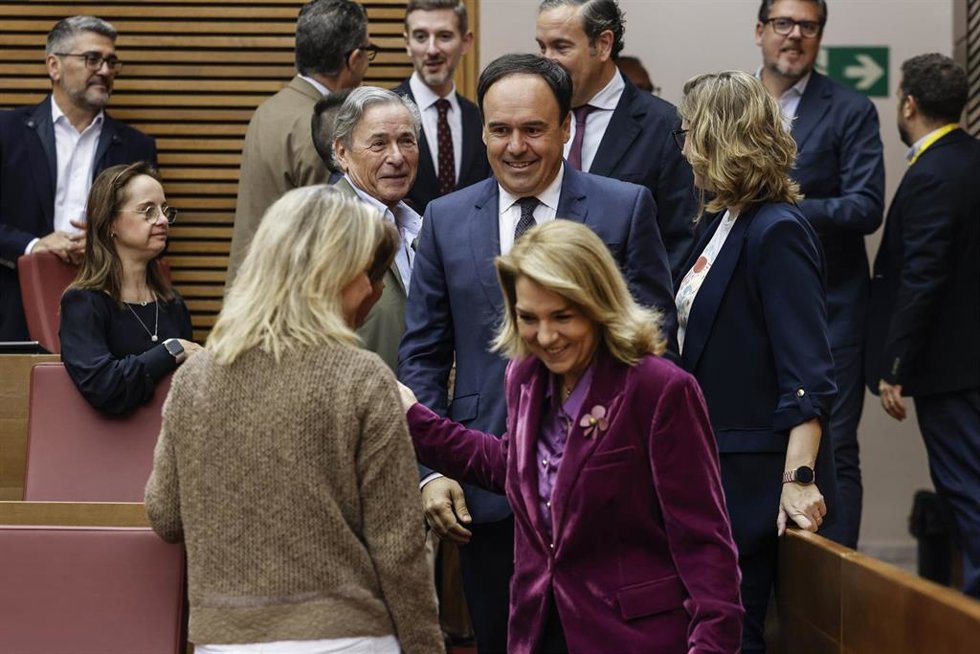 El president de la Generalitat Valenciana, Juanfran Pérez Llorca, durante una sesión de control al president de la Generalitat, Juanfran Pérez Llorca, a 15 de abril de 2026, en Valencia
