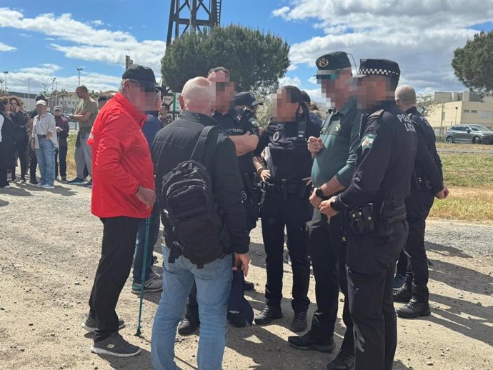 Dispositvo de búsqueda este martes por la tarde en Corrales del hombre desaparecido desde el pasado viernes.