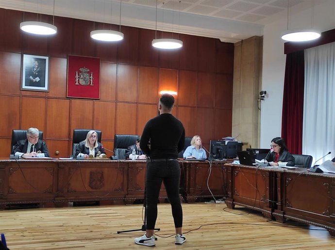 El acusado durante su declaración ante el tribunal