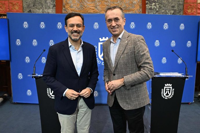 Archivo - El vicepresidente del Cabildo de Tenerife, Lope Afonso, y el vicepresidente segundo, José Miguel Ruano