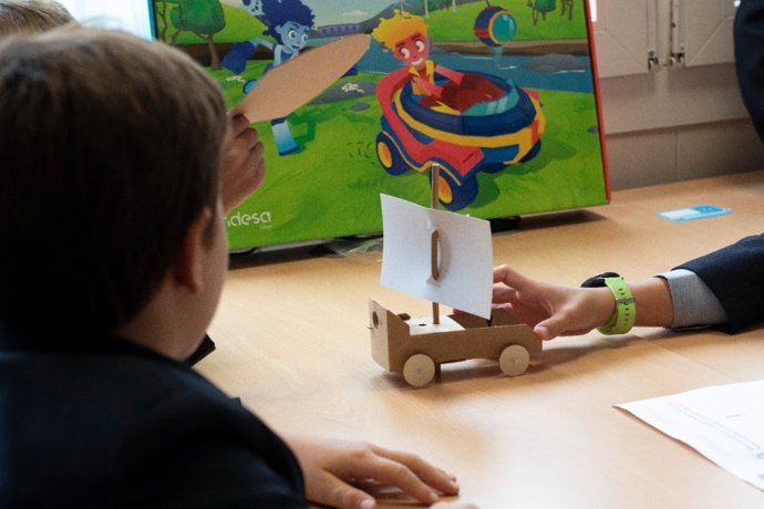 Taller de Endesa con los niños