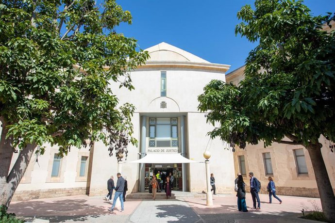 Fachada del Palacio de Justicia de Alicante