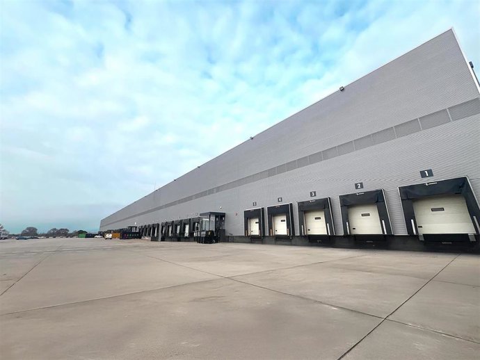 Archivo - Nave en Alcalá de Henares