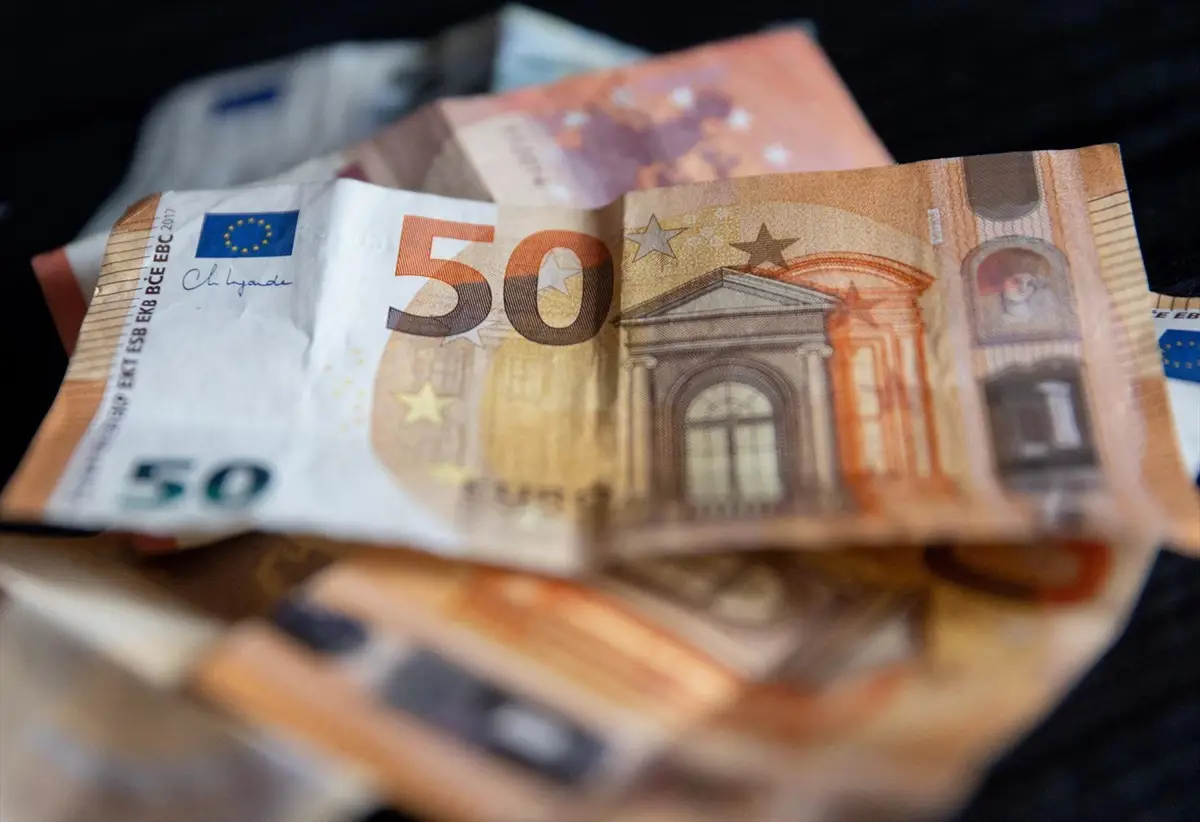 Varios billetes en Madrid a 9 de enero de 2024. - EDUARDO PARRA
