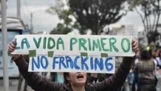 Archivo - Fracking