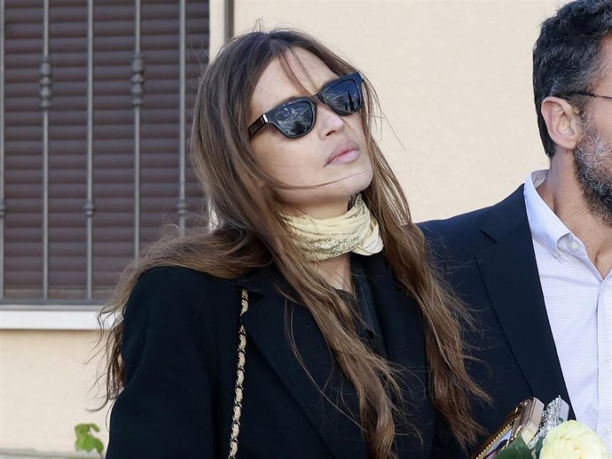 Sara Carbonero Utiliza La Música Para Poner Voz Al Vacío Que Le Deja La Muerte De Su Madre