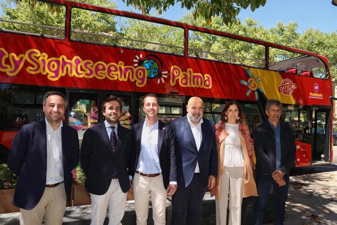 El Consell de Mallorca da conocer el Museo Marítimo con un convenio con el autobús turístico City Sightseeing.