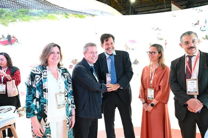 El presidente de C-LM, Emiliano García-Page, en la 'WTM Latin America' en Sao Paulo.