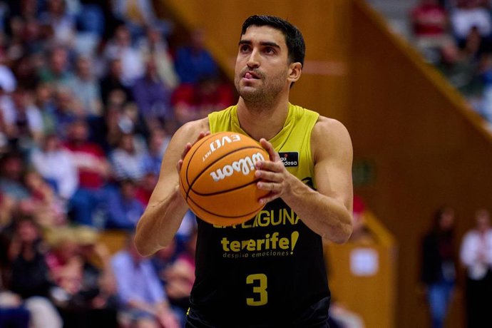 Archivo - Jaime Fernández, en un partido con La Laguna Tenerife.