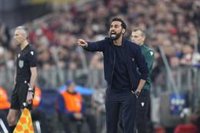 Arbeloa: "Nadie entiende que puedas expulsar a un jugador por algo así en un partido como este"