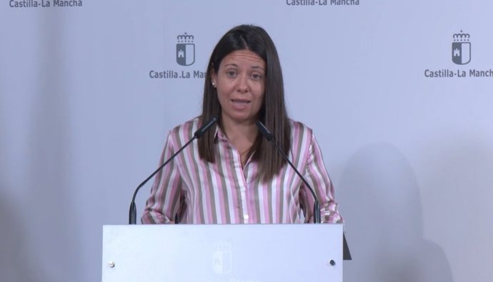 Archivo - La consejera de Bienestar Social, Bárbara García Torijano, durante la rueda de prensa.