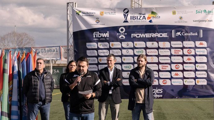 Entrega de premios Trofeu Fibwi Ibiza de Futbol Base 2025