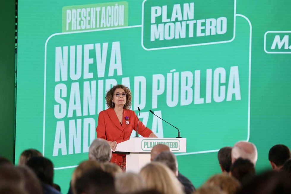 Imagen de la presentación del proyecto para Sanidad de la candidata socialista, María Jesús Montero de cara a las próximas elecciones autonómicas del 17 de mayo. En Cádiz, a 11 de abril de 2026.