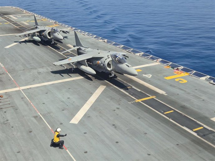 El portaaviones 'Juan Carlos I', el mayor buque de guerra construido en España, se podrá visitar en Santander