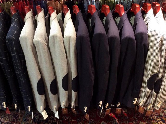 Archivo - Tienda de ropa