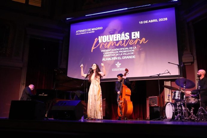 Concierto de Clara Montes en la presentación de una nueva campaña turística de Alhaurín el Grande en Madrid.