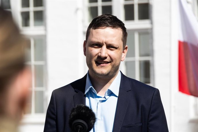 Archivo - El primer ministro de Groenlandia, Jens-Frederik Nielsen.