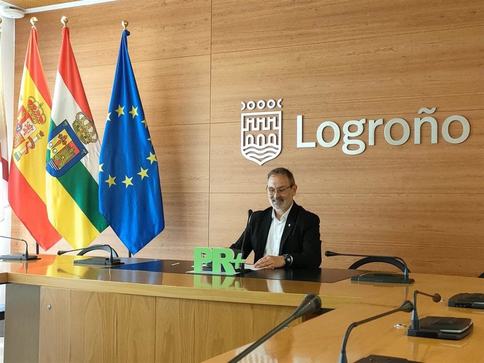 Archivo - El portavoz del PR+, Rubén Antoñanzas, en comparecencia de prensa