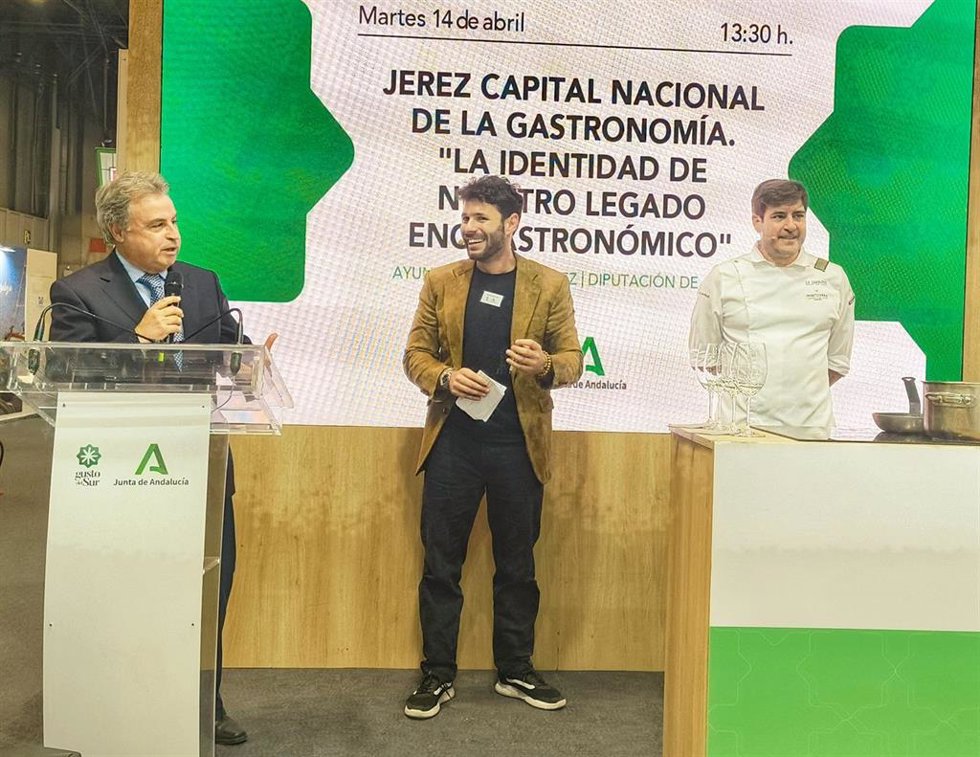 El teniente de alcaldesa y delegado de Turismo en el Ayuntamiento de Jerez de la Frontera (Cádiz), Antonio Real, interviniendo en Salón Gourmets de Madrid