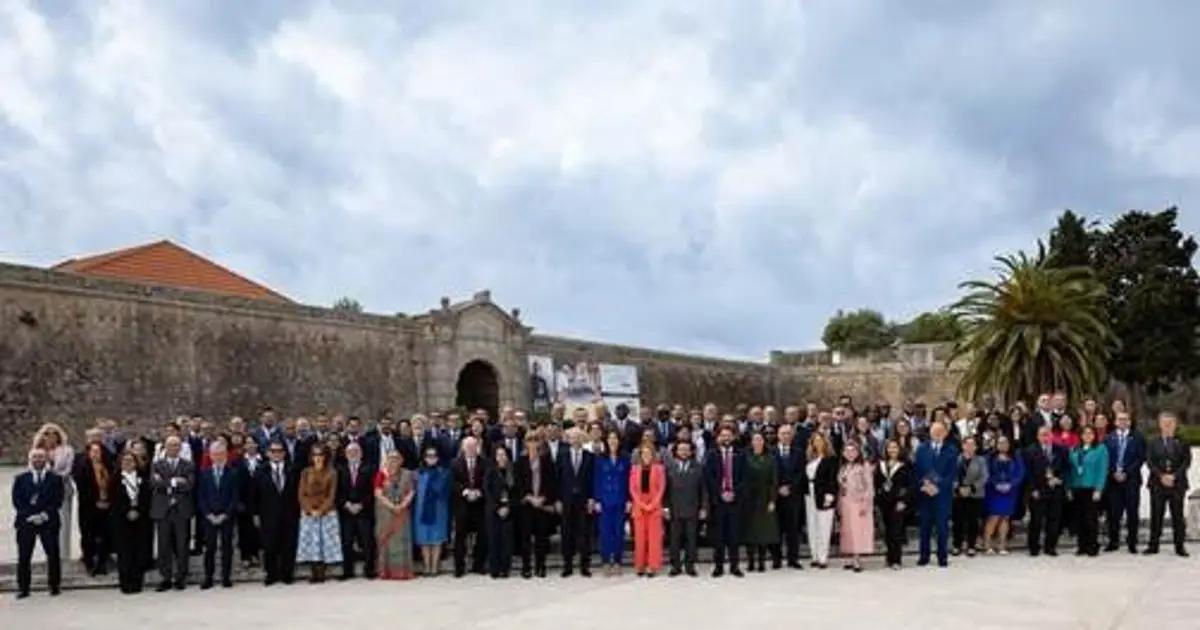 Foto de família do 25º Congresso Mundial da UPAEP, celebrado em Cascais.