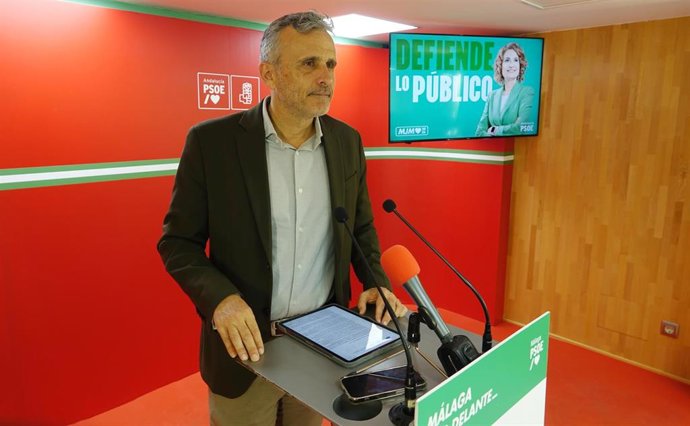 El vicesecretario general del PSOE de Málaga y diputado nacional, Ignacio López "exige" a Juanma Moreno que se posicione sobre la regularización de migrantes