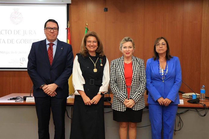 Virginia Martín jura su cargo como presidenta del Colegio de Gestores Administrativos de Málaga