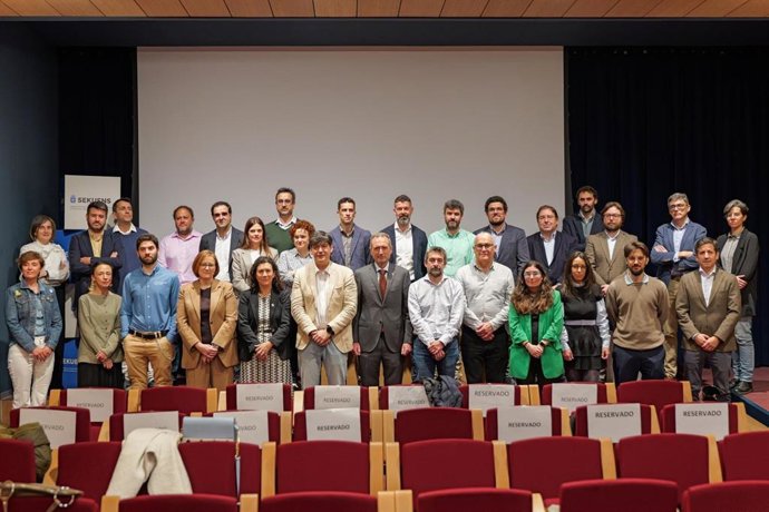 Presentación hoy en Avilés del programa 'Misiones Científicas'.