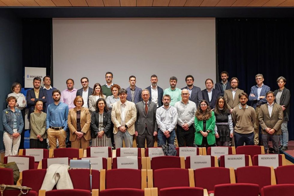 Presentación hoy en Avilés del programa 'Misiones Científicas'.