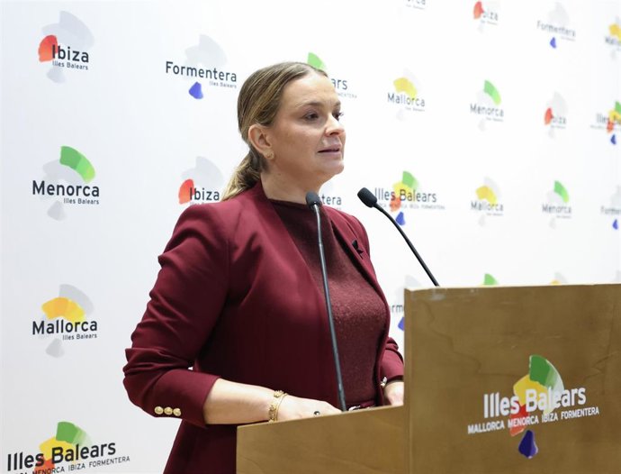 Archivo - La presidenta del Govern, Marga Prohens, durante su participación en Fitur 2026.