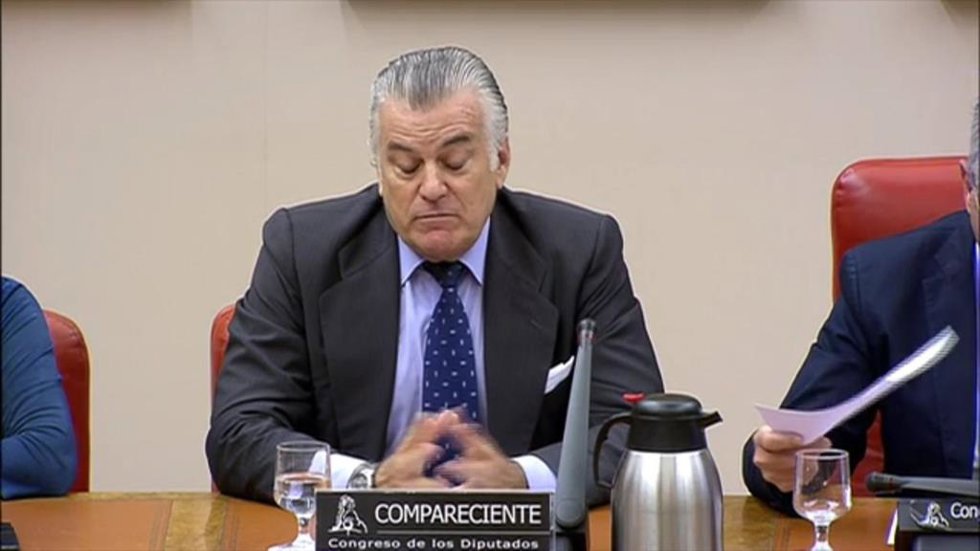 Archivo - El extesorero del PP comparece ante la comisión de investigación sobre la presunta financiación ilegal del PP