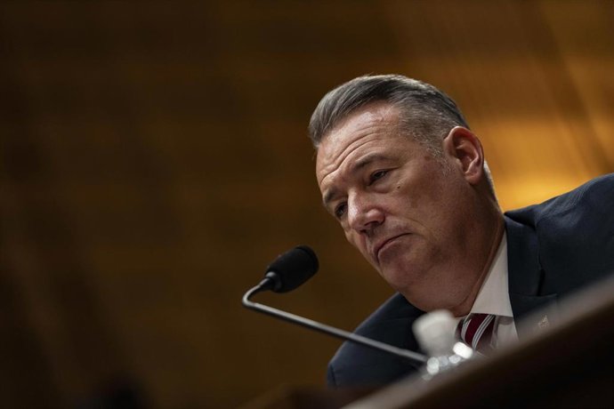 Archivo - El director interino del Servicio de Control de Inmigración y Aduanas (ICE, por sus siglas en inglés), Todd Lyons, en una imagen de archivo