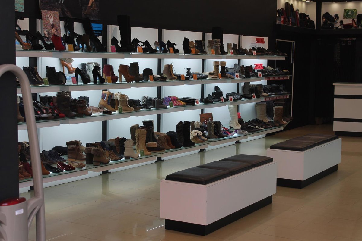 Las ventas del sector servicios aumentan en Castilla-La Mancha un 1,5% en febrero, aunque cae la ocupación