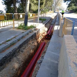 Trabajos en la línea eléctrica de la montaña de Montjuïc de Barcelona