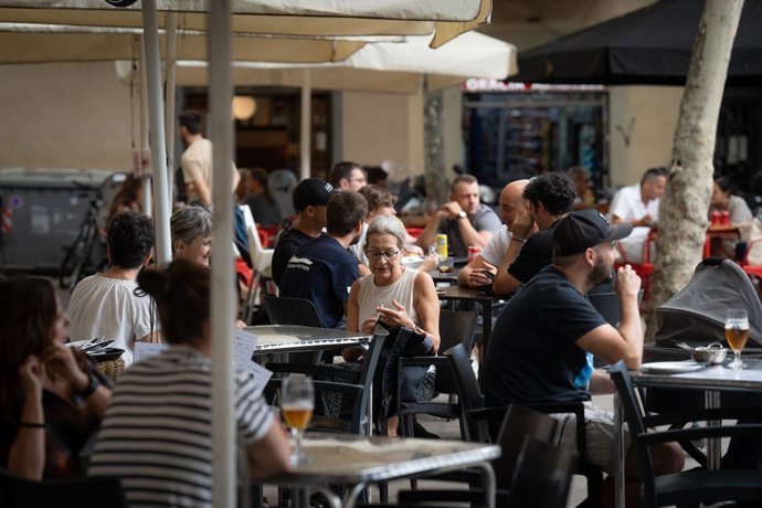 Archivo - Una terrassa a Barcelona