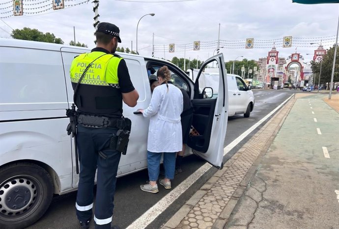 Uno de los dispositivo específico de Inspección Veterinaria integrado en el operativo sanitario del CECOP para la Feria de Sevilla.
