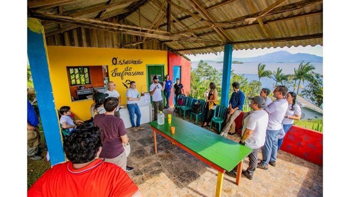 Imagen de la visita de la delegación catalana a Brasil