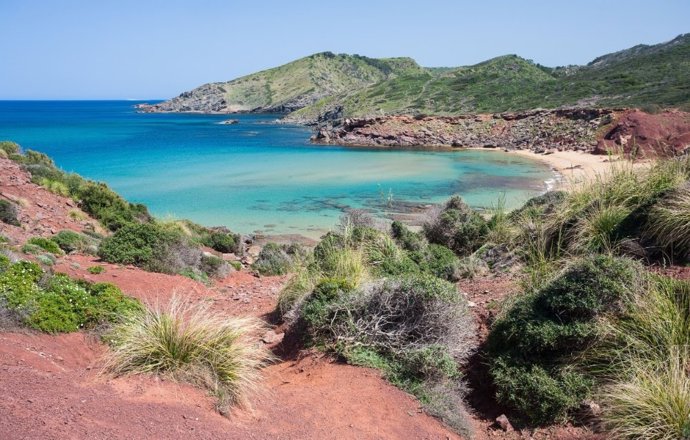 Senderos junto al mar para descubrir la Baleares más natural