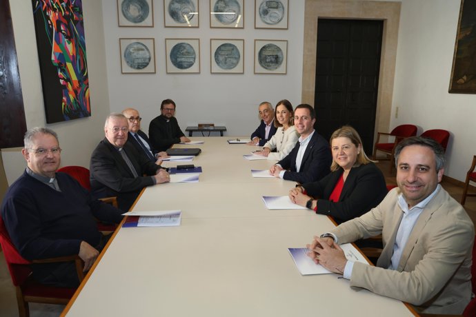 Reunión de la Comisión Mixta entre el Consell de Mallorca y el Obispado de Mallorca.