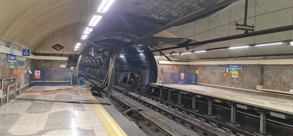 Caída de un falso techo en Carpetana
